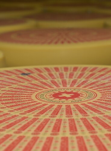 Emmentaler AOP mild
